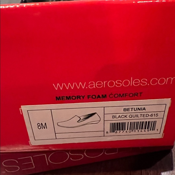 Brand new AEROSOLES Women’s Quilted Black Slip-Ons - Picture 4 of 4
